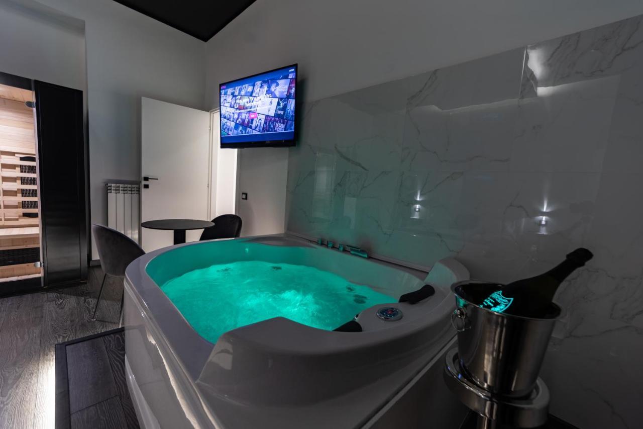 Maximum Suite & Spa Palermo Exterior photo